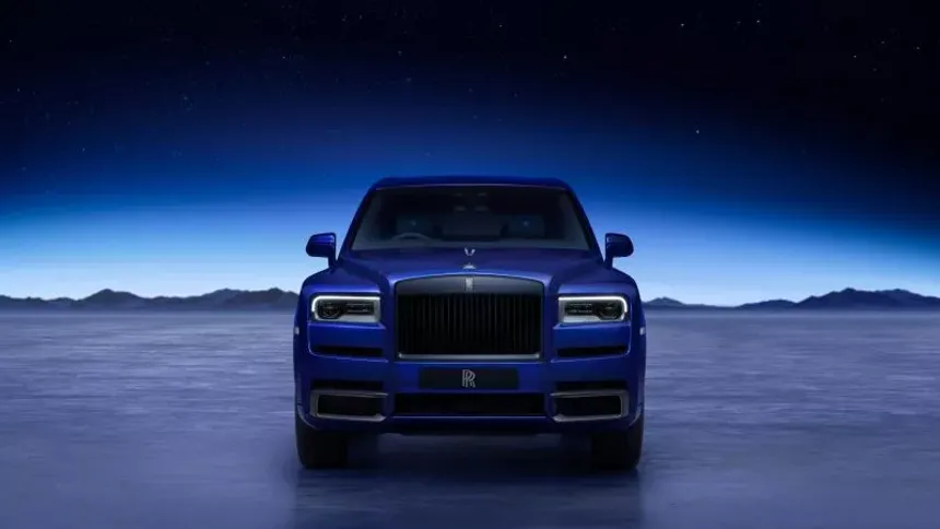 Rolls-Royce, Black Badge Cullinan ‘Blue Shadow’u Duyurdu!