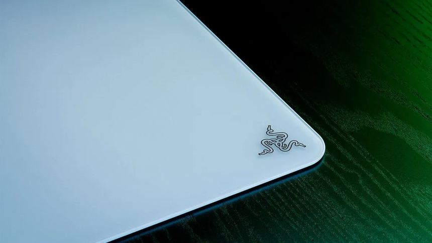Razer'ın Cam Mouse Padi : Atlas