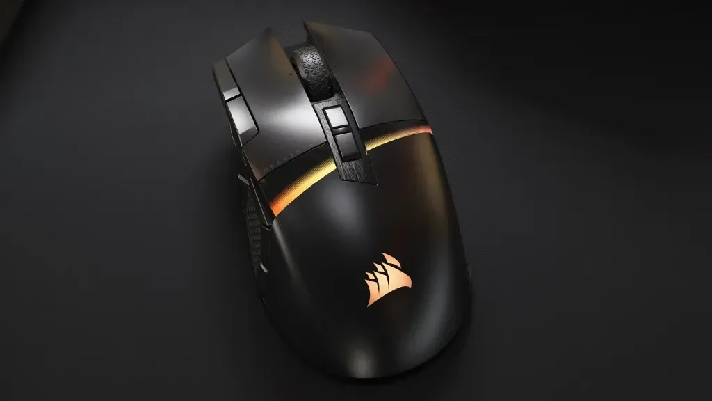 Corsair, DarkStar Wireless Mouse'u Piyasaya Sürüyor