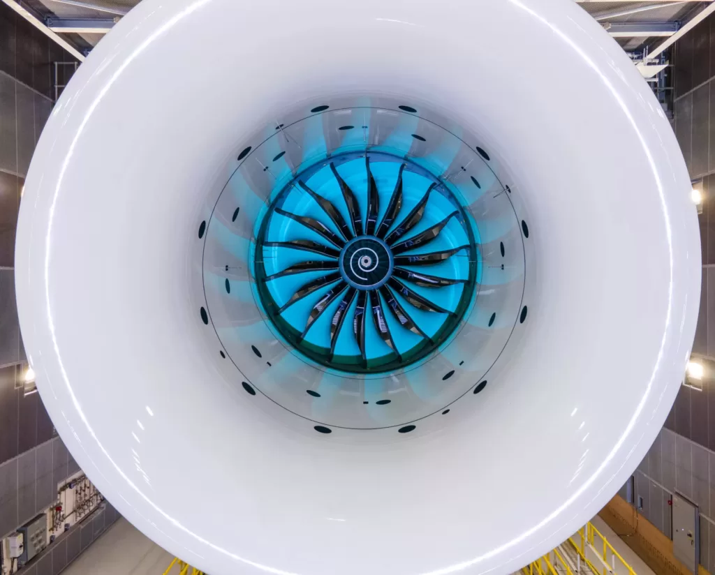 ultrafan large