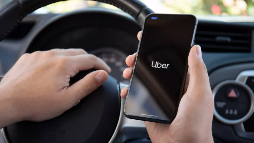 Uber, Türkiye’de Taksi Uygulaması ile Yoluna Devam Ediyor
