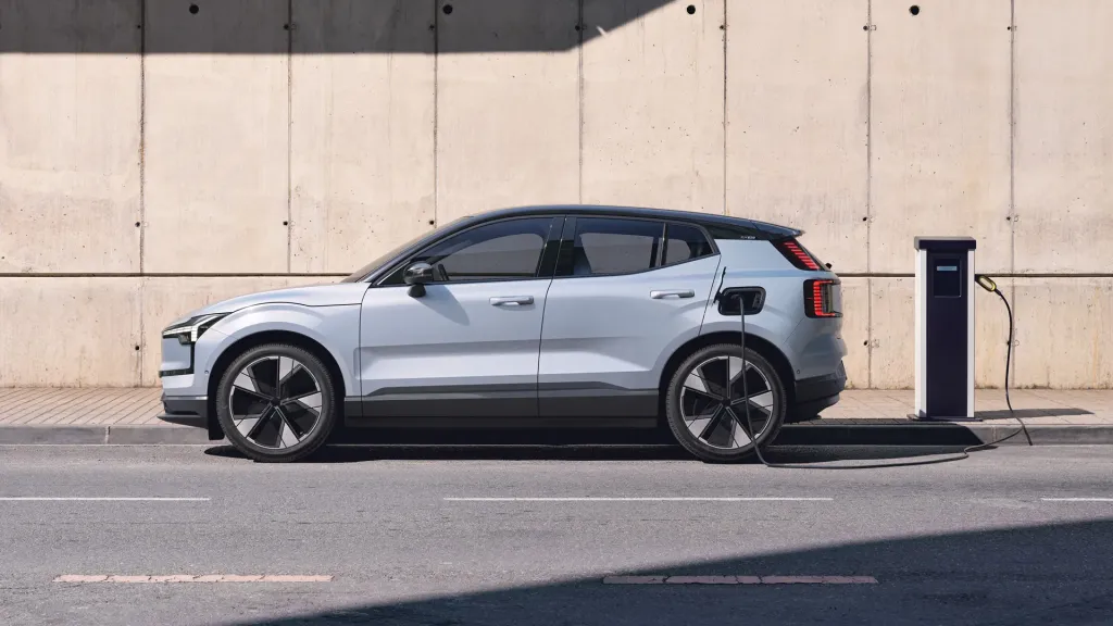 Volvo, Tesla İle Anlaştı