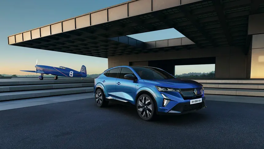Renault, Yeni Coupe SUV Rafale'i Tanıttı!