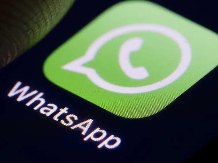 WhatsApp Yeniden Tasarlanmış Emoji Klavyesi Getiriyor