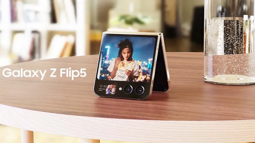 Galaxy Z Flip 5'e Bir Şirket Daha Rakip Olacak