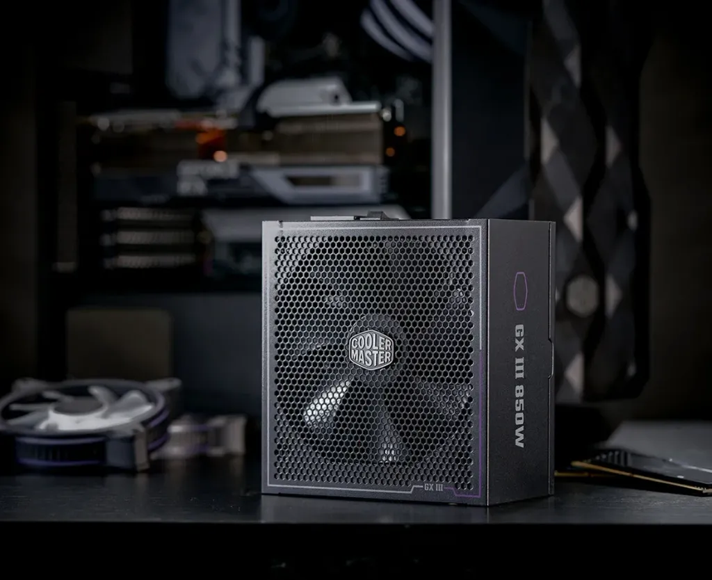 Cooler Master, GX III Gold Serisi ATX 3.0 Güç Kaynağını Piyasaya Sürdü