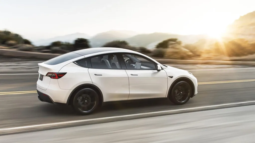 Tesla Bu Yıl Tam Otonom Sürüş Teknolojisine Ulaşacak Mı?