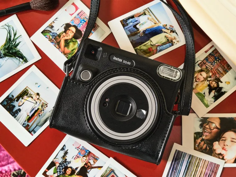 Fujifilm instax SQUARE SQ40 Satışa Sundu