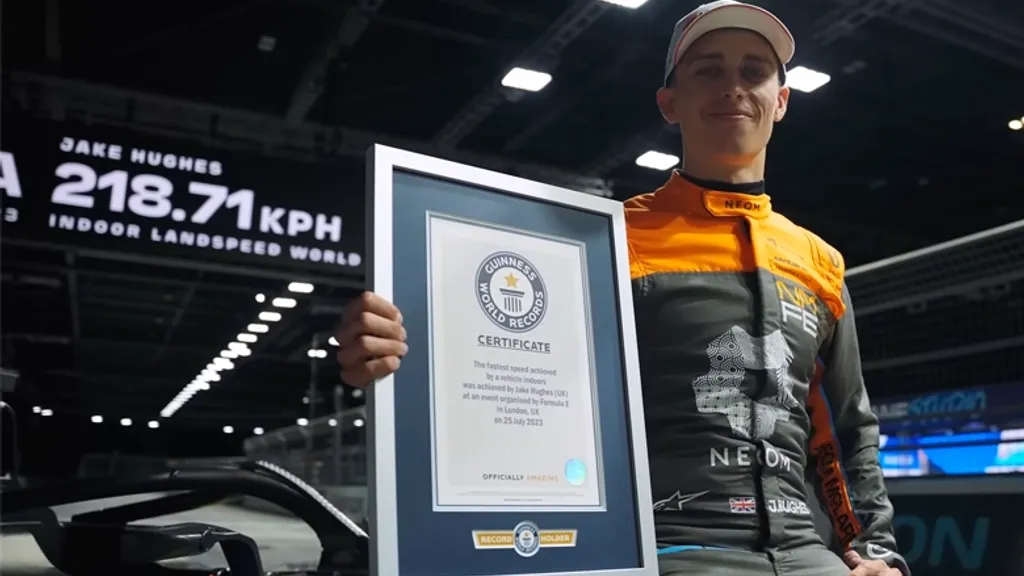 Elektrikli Formula Arabası Kara Hız Rekorunu Kırdı