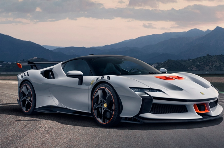 SF90 XX Stradale ile İlgili Görseller: