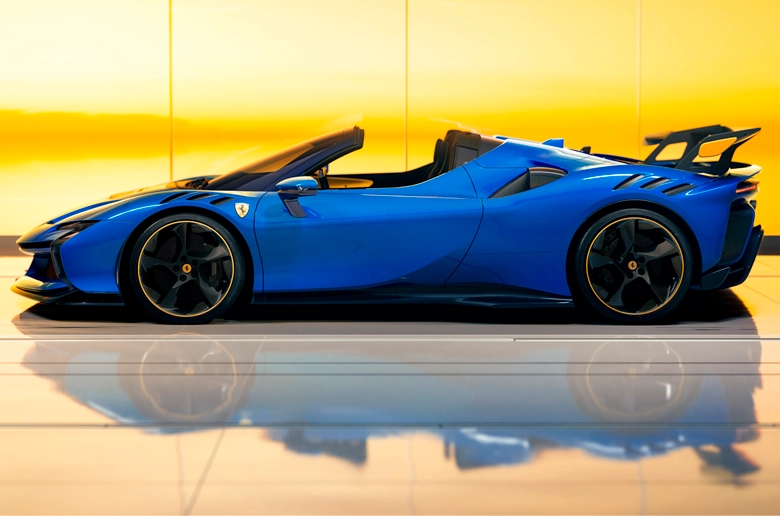 SF90 XX Spider ile İlgili Görseller: