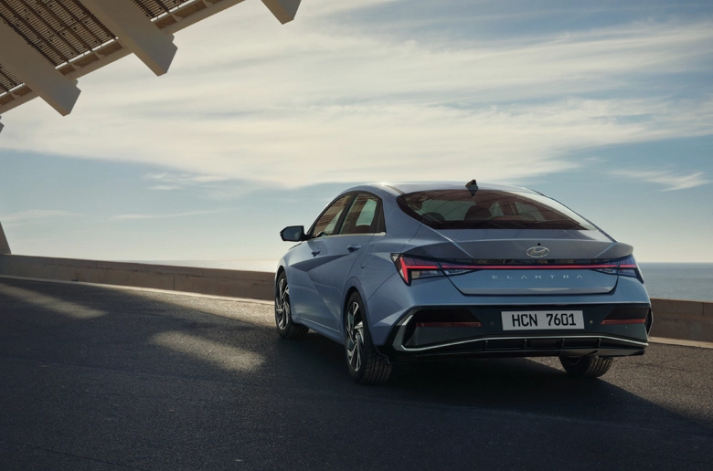 Hyundai Elantra Türkiye’de Satışa Sunuldu