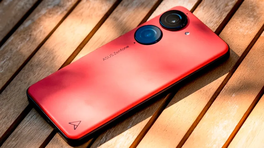 Asus Zenfone 10 Serinin Sonunu Getirecek