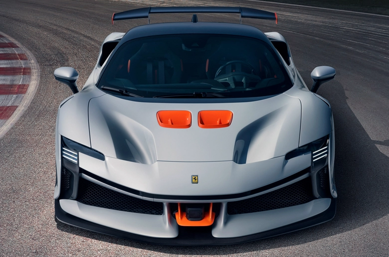 SF90 XX Stradale ile İlgili Görseller: