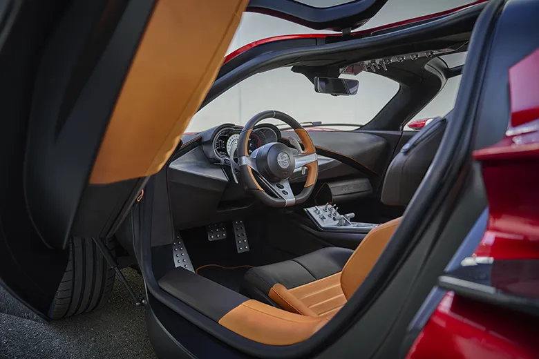 Uçak Değil Araba! Alfa Romeo, 33 Stradale Tanıtıldı!