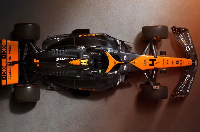 McLaren Singapur ve Japonya için 'Stealth Mode' Görünümünü Tanıttı
