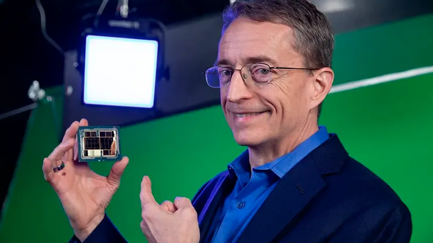 Pat Gelsinger 3D Yığın Önbellek Teknolojisinin Intel'e Geleceğini Söyledi