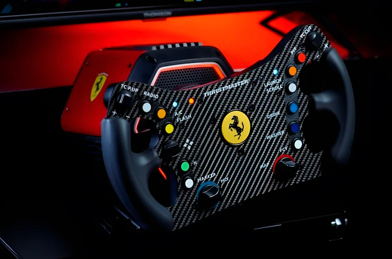 Thrustmaster Ferrari 488 GT3'ün Direksiyonunu Tanıttı