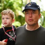 Elon Musk’ın Çocuk Sayısı 11’e Çıktı: Şarkıcı Grimes'tan Üçüncü Bir Çocuğu Olduğu Ortaya Çıktı!