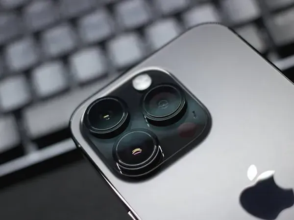 Apple, iPhone 15 ve iPhone 15 Pro'nun Yeni Renkleri!