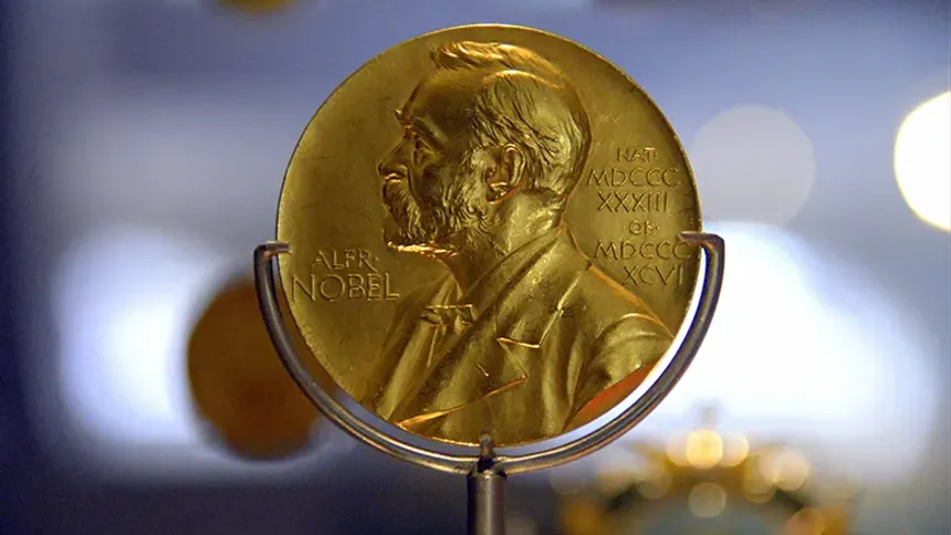 Nobel Ödülü Alan Türkler Kimdir ?