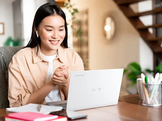 ASUS Chromebook Plus CX34'ü Duyurdu