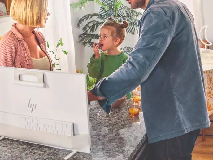HP Envy Move 23,8 inç All-in-One PC'yi Duyurdu