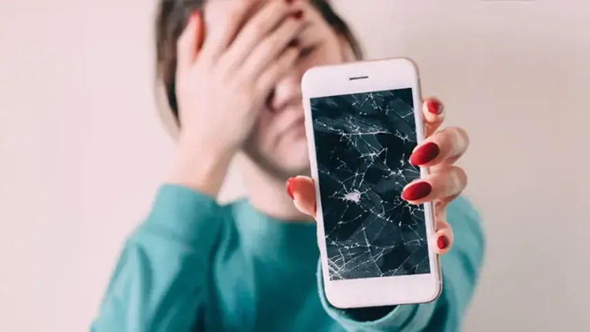 Telefonunuzun Ekranı Çatladığında, Kendi Kendini Onarabilecek!