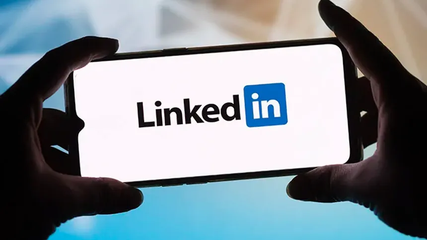 LinkedIn Premium'un Yeni Özelliği Yapay Zekayla İş Bulma Konusunda Koçluk Hizmeti Veriyor