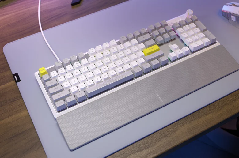 Corsair K70 CORE SE Oyun Klavyesini Piyasaya Sürüyor