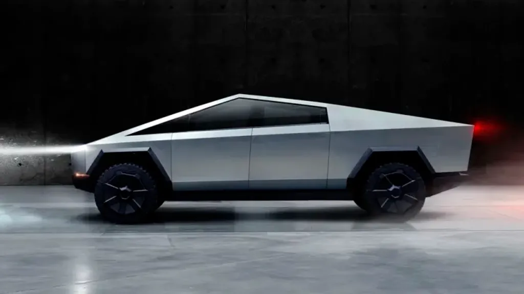 Tesla, Cybertruck Sahipleri Araçlarını İki Yıl İçinde Satmaları Durumunda Dava Açabilecek