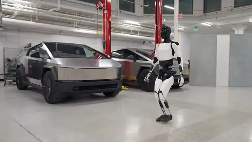 Sosyal Medya Gündemi: Elon Musk'ın İnsansı Robotu Mühendise Mi Saldırdı?