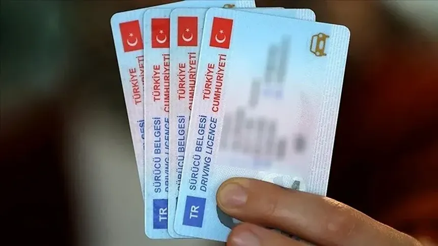 Yeni Kimlik, Ehliyet ve Pasaport Ücretleri Belli Oldu!