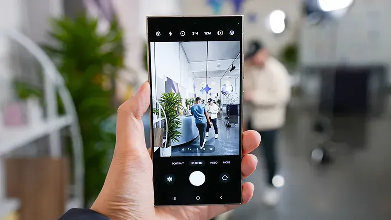 Samsung, Instagram ve Snapchat'le İşbirliği Yapacak