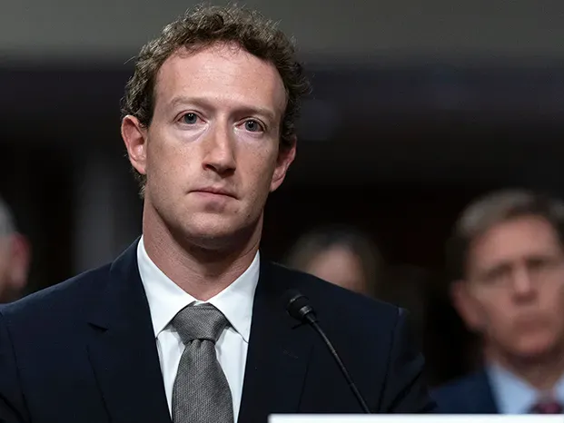 Mark Zuckerberg, Çocukları İnternette Zarar Gören Ailelerden Özür Diledi