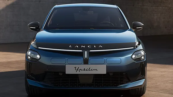 Elektrikli Lancia Ypsilon Cassina Tanıtıldı: Markanın Kuruluş Yılına Özel Sınırlı Sayıda Üretilecek