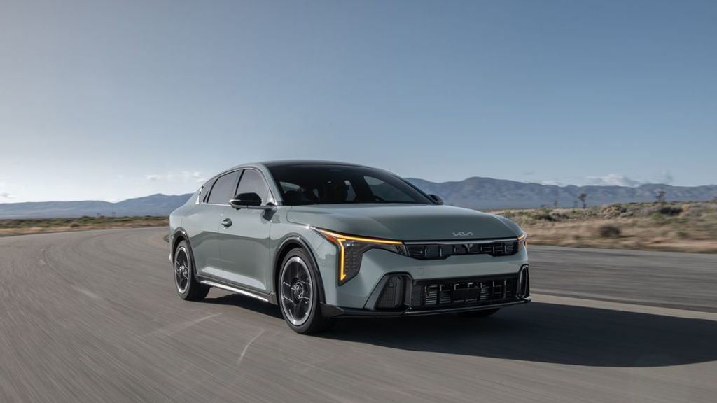 2025 Kia K4 Tanıtıldı! Türkiye'ye Gelecek Mi?