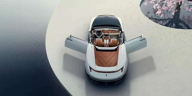 Rolls-Royce'un Yat İlhamlı Arcadia Droptail Modeli Tanıtıldı