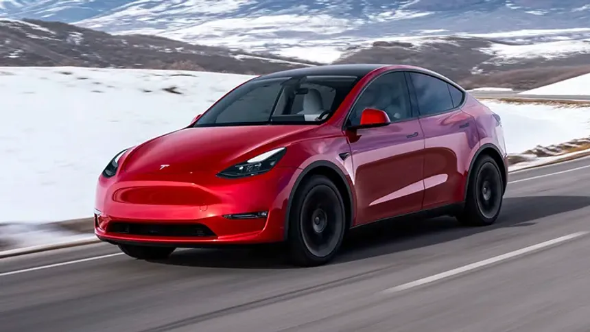 Tesla, Model Y'ye Zam Geliyor!