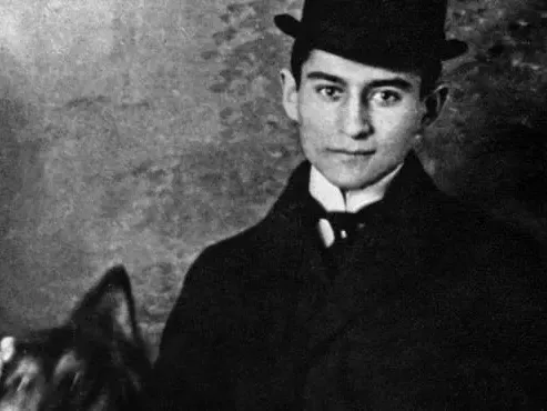 Franz Kafka Kimdir? Sıra Dışı Dünyası: Eserleri ve Yaşam Öyküsü