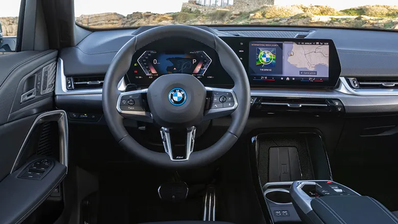 BMW iX2 eDrive20 Türkiye'de Satışa Sunuldu: Fiyatı ve Özellikleri Nedir?