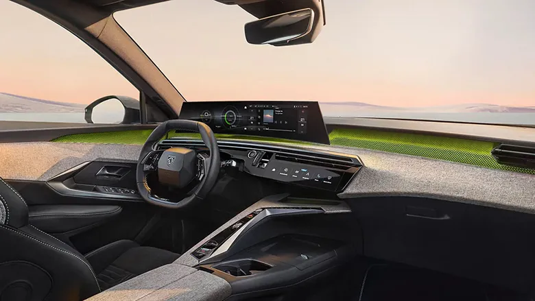 Yeni Peugeot E-5008 Tanıtıldı!