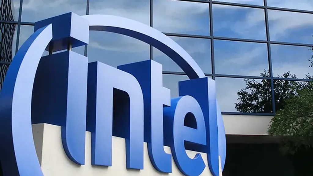 Yarı İletken Devleri Arasında Teknoloji Yarışı: Intel Öne Geçiyor