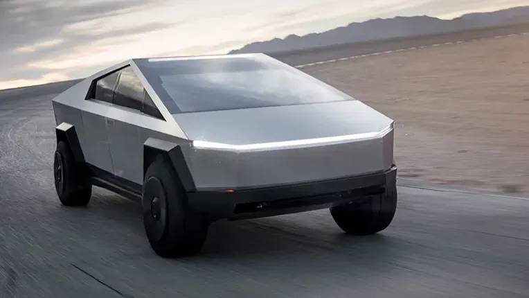 Tesla, Ürettiği Tüm Cybertruck'ları Geri Çağırdı