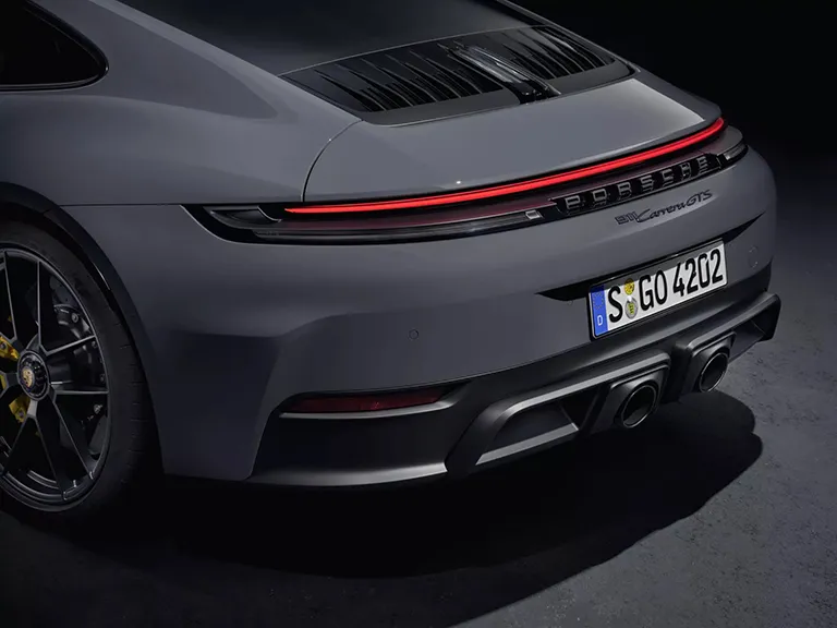 İlk Hibrit "Porsche 911" Tanıtıldı