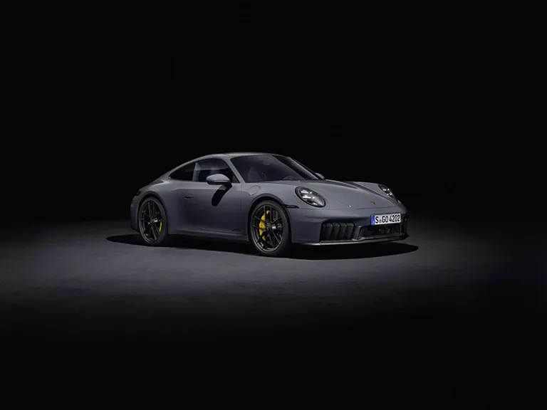 İlk Hibrit "Porsche 911" Tanıtıldı