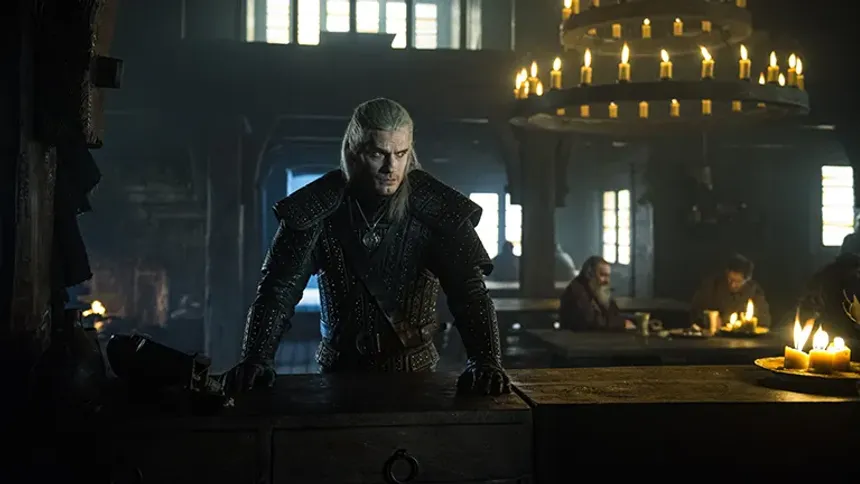 Henry Cavill’den Sonra The Witcher Koltuğuna Liam Hemsworth Oturuyor