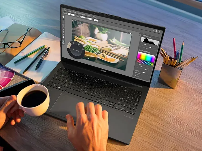 Qualcomm Snapdragon X İle Donatılmış ASUS Vivobook Geliyor!