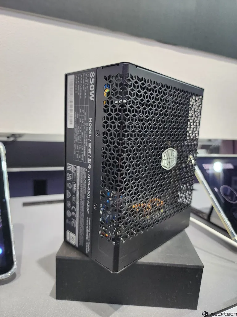 Sessizliğin Gücü: Cooler Master’ın Yeni Fanless CPU Soğutucusu ve PSU’su