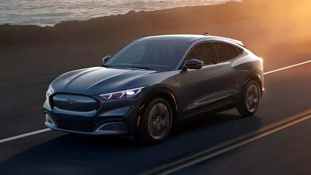 Ford, 2030'dan İtibaren Avrupa'da Tamamen Elektrikli Araç Satma Planından Vazgeçti!
